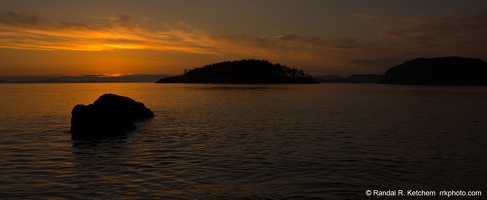 Sunset from Deception Pass, Small Islands