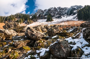 Sauk Mountain, Boulders