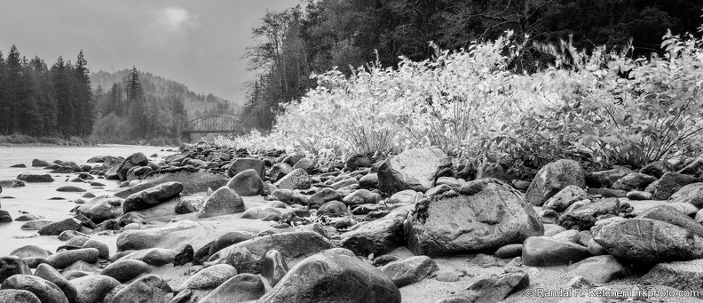 d20201010121845_bw.jpg