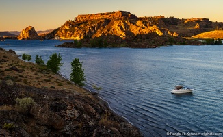 Devils Punchbowl, Castle Rock, Banks Lake, Boat Sunset