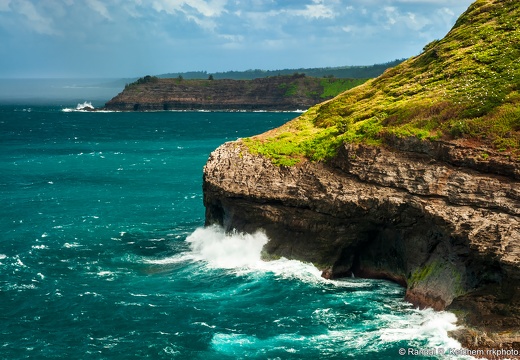 Kilauea Point National Wildlife Refuge, Waves Breaking
